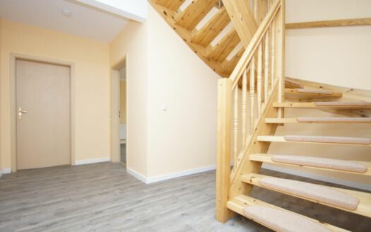 Obj.: 089 / Das etwas andere Zweifamilienhaus!