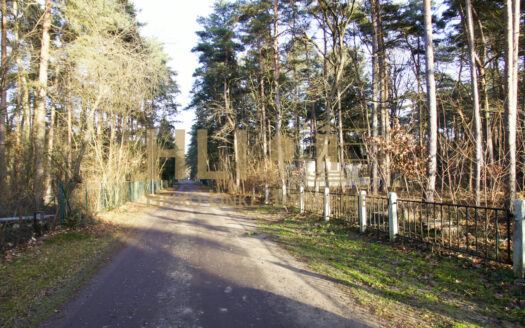 Obj.: 241 / Grundstück mit Sommerhaus für erholungsuchende Großstädter!