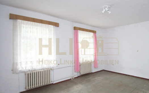 Obj.: 243 / Sanierungsbedürftiges Stadthaus mit Ladengeschäft für Enthusiasten!