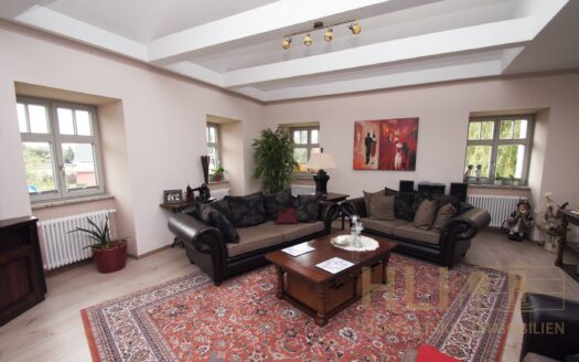 Obj.: 275 / Großzügige Luxuswohnung auf dem Land!