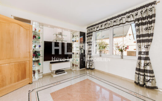 Obj.: 237 / Modernes Einfamilienhaus mit Remise und großem Grundstück im Zentrum von Werder