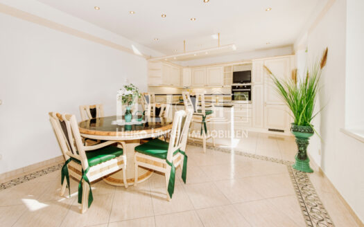 Obj.: 237 / Modernes Einfamilienhaus mit Remise und großem Grundstück im Zentrum von Werder