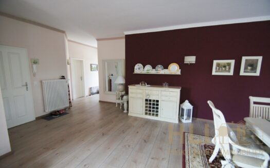 Obj.: 326 / Großzügige Luxuswohnung auf dem Land!