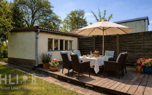 Obj.: 330 / Wohnhaus mit Gewerbeeinheit!